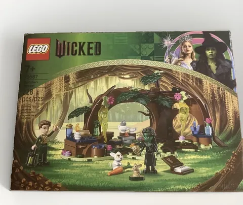 LEGO WICKED ELPHABA’S RETREAT 228 pcs 75687 NEW (E18)