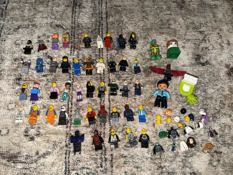 Authentic LEGO Minifigure Lot of 45+  Figures & Extra Pieces 