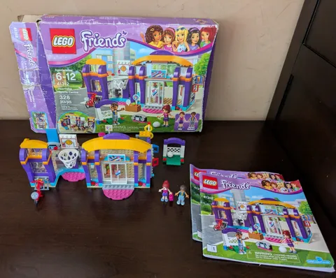 LEGO Friends 41312 - Heartlake Sports Centre - 100% Complete & Box Included