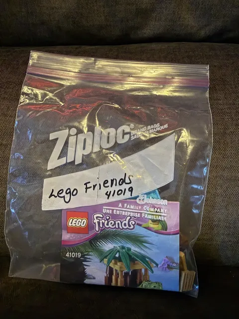 LEGO FRIENDS: Turtle's Little Oasis (41019), 99% Complete, Original Instructions