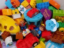 LEGO DUPLO Mixed Lot w/ Airplane Airport Tower Ladybug Figs Bricks 100pc