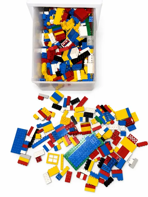Vintage LEGO Bulk Lot 1980s Basic 527 Manual Baseplates Wheels Windows Axles