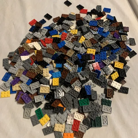 1 pound of Assorted 2x3 Lego Plates