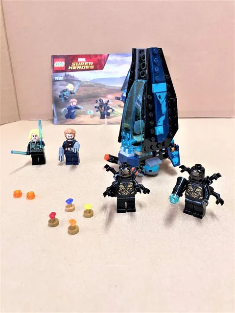 LEGO 76101 Super Heroes Outrider Dropship Attack Set with Instructions