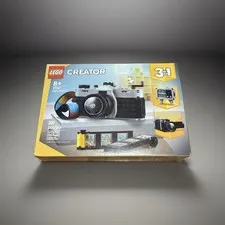 LEGO Creator 3-in-1 Retro Camera Set 31147 261-Piece Complete Set