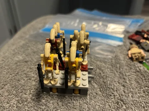 LEGO Star Wars Lot of 9 Battle Droid Minifigures  with Blasters Lot