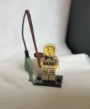 LEGO 8805 Minifigure Series 5 ESKIMO MAN ICE FISHERMAN Fishing Pole Fish Minifig