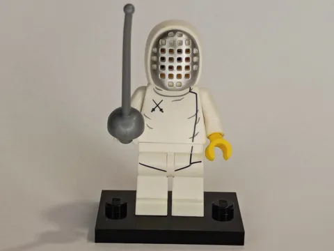 LEGO Series 13 Collectible Minifigures 71008 - Fencer (SEALED)