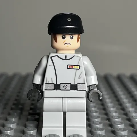 LEGO Minifigure Star Wars Imperial Officer Light Gray sw0775 75159 UCS 2016 1K