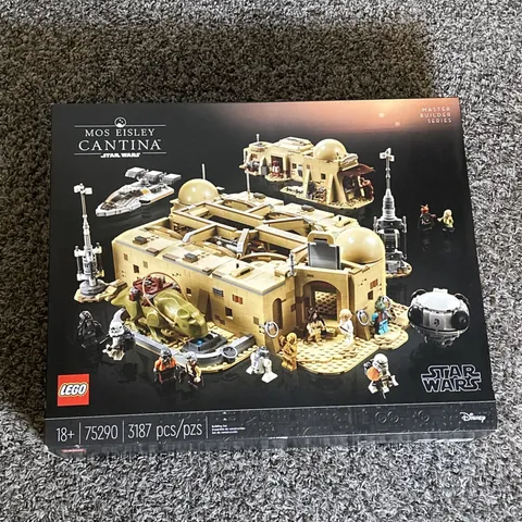 LEGO Star Wars: Mos Eisley Cantina (75290)
