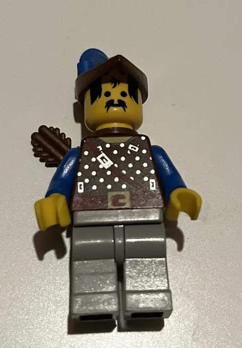 LEGO Castle Forestman Minifigure cas286 Dark Forest Blue Plume Vintage