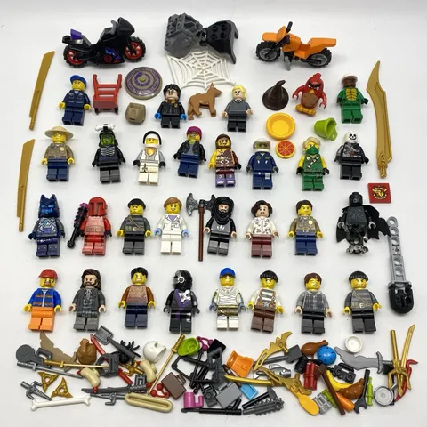 LEGO Mixed Lot of 29 Minifigures Star Wars Ninjago Angry Birds Harry Potter CMF
