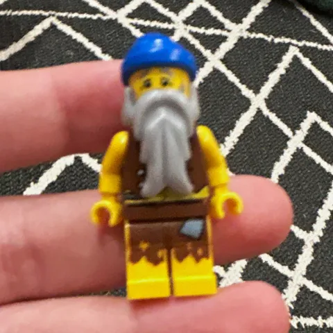 LEGO Wizard Minifigure Blue Hat Long Gray Beard - Plastic Figure