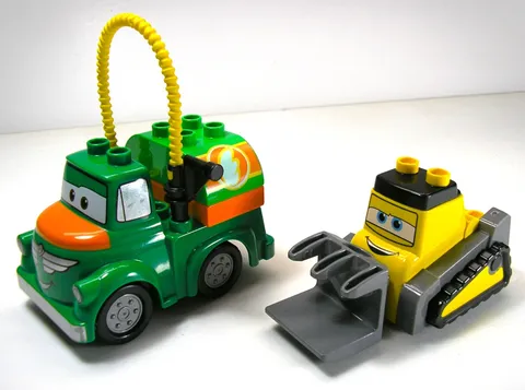 LEGO DUPLO Disney Planes Chug & Drip vehicle minifigures