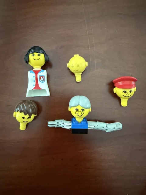 Lot of 1970s Vintage LEGO Large Figure Pieces Heads Hair
