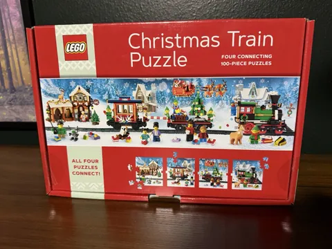LEGO Christmas Tree Puzzle: Four Connecting 100-Piece Puzzles by LEGO