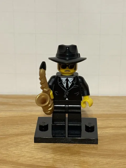 Lego Minifigures Series 11 - The Jazz Man (71002) COMPLETE w/ Instructructions
