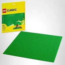 LEGO Classic Green Baseplate, Square 32x32 Stud Foundation to Build, Play, and D