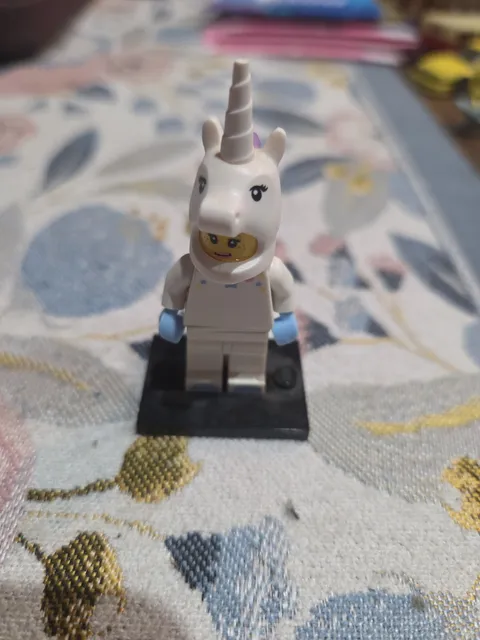 LEGO® Unicorn Girl - CMF Series 13 - (col13-3 col197) Minifigure
