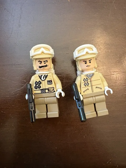 LEGO Minifigure Lot of 2 Star Wars Hoth Rebel Troopers w/ Helmet, Backpack