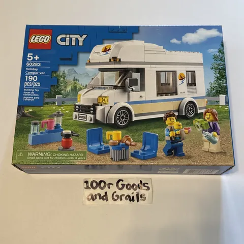 LEGO City Holiday Camper Van 60283 Complete RV Camping Set w Minifigures
