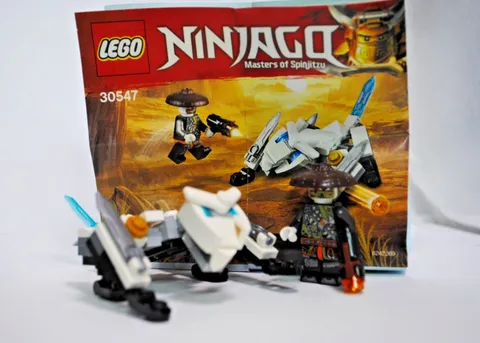 LEGO 30547 NINJAGO Masters of Spinjitzu  Dragon Hunter