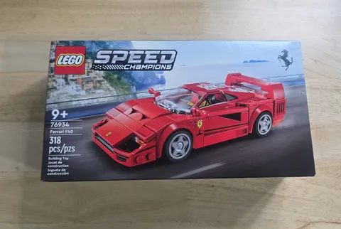 LEGO Speed Champions Ferrari F40 Supercar (76934) 40th Anniversary Set 318 Piece