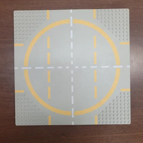 Vintage Lego Base Plate Space Moon Landing Pad Circle 32 X 32 Gray Yellow