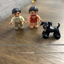 LEGO Duplo Figures Zoo LEGO  Zookeeper, Swimmer, black dog