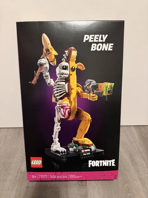 Brand New LEGO Fortnite Peely Bone 77072 New