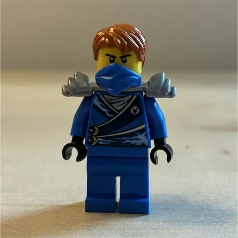 LEGO Ninjago: Jay (Techno Robe) - Rebooted, Flat Silver Shoulder Armor (njo0103)