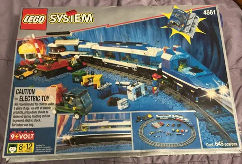 LEGO RAILWAY EXPRESS 4561 ,1999,100% COMPLETE IN BOX, 9V TRAIN 645 PIECES