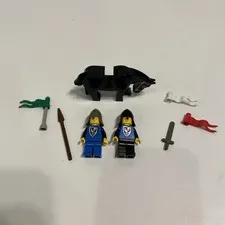 LEGO Black Falcon Knights Castle 2 Minifigures Horse And More Lot