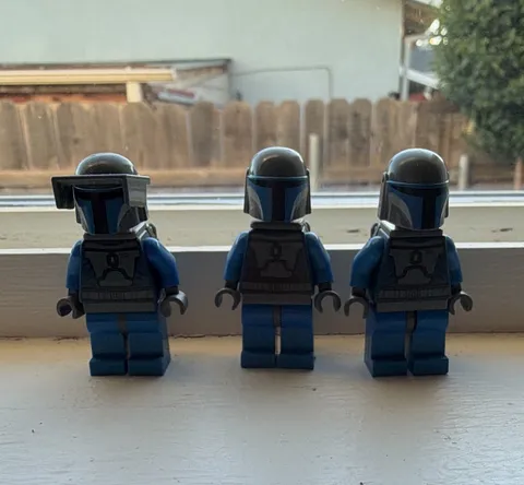 LEGO Star Wars Mandalorian Minifigure Lot of 3 Blue Armor Plastic Figures