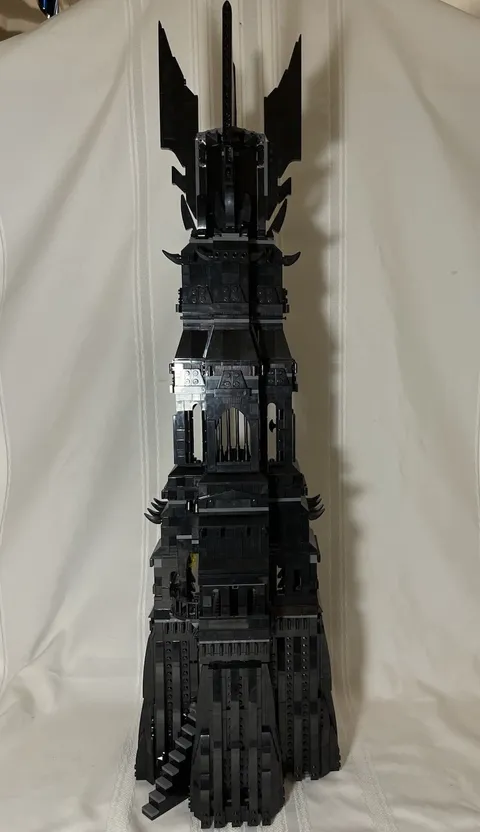 LEGO 10237 Tower of Orthanc Lord of the Rings Saruman 2359pcs Retired