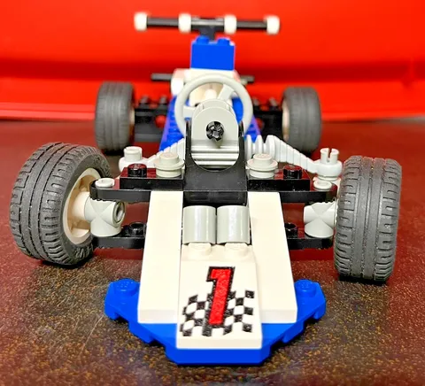 Lego 8216 Technic Turbo 1 - Nearly complete w/instructions used