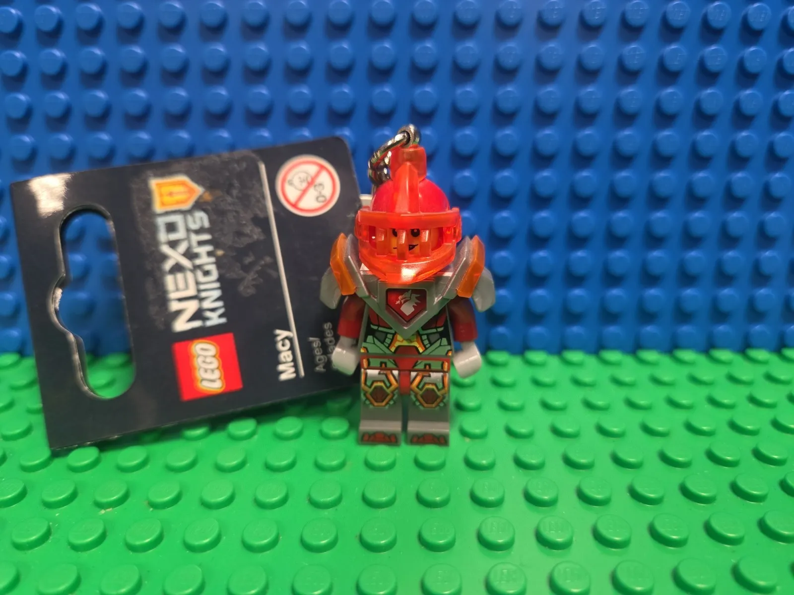 Lego Macy Halbert Key Chain Minifigure Nexo Knights 853682 CMF Lot Rare Retired 
