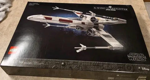 LEGO Star Wars UCS X-Wing Starfighter 75355 1949 pcs Brand New Damaged Box