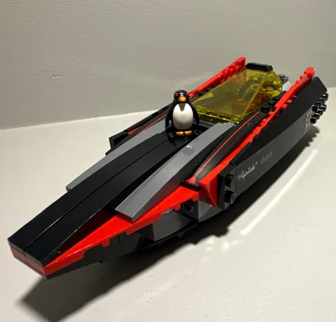 LEGO Batman Movie Batcave Break-in w/ Penguin Minifigure! Incomplete