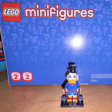 LEGO Minifigures Disney Series 2 Scrooge McDuck Minifigure w/ Cane Stand 5+