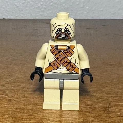 LEGO STAR WARS Tusken Raider sw0052 (READ DESCRIPTION)