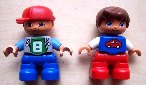 2 Lego Duplo Figures Child Boy Car on Blue Shirt and 8 on Gray Shirt