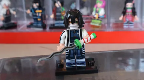Obanai Iguro Demon Slayer: Kimetsu  t1