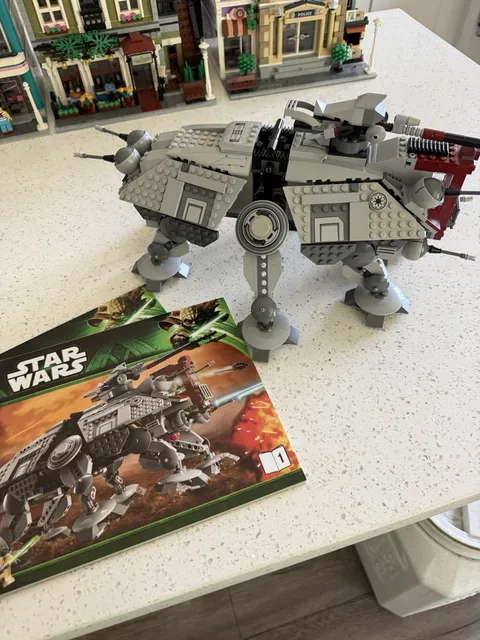 LEGO Star Wars: AT-TE Walker (75019) With Manuals
