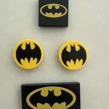 Batman LEGO Logo Lot of 4 - 2x2 Black 2x2 Yellow (2) 2x4 Black Symbol Signal DC