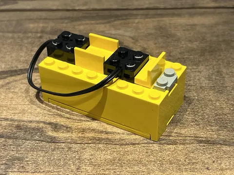 Lego 9V Battery Box Yellow Blocks W/ Black Connectors And Wire Rectangular