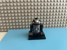 LEGO Star Wars Astromech Droid R2-Q5 Minifigure SW0213