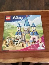NIB LEGO Disney Princess: Cinderella's Castle & Horse Carriage (43275)