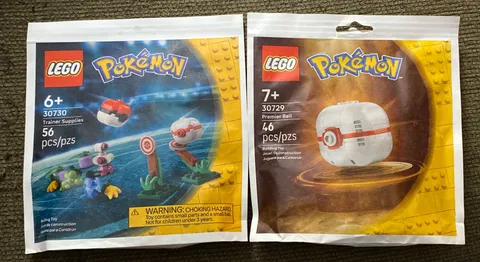 Lego 30729 Premier Ball and Lego 30730 Trainer Supplies - New!  