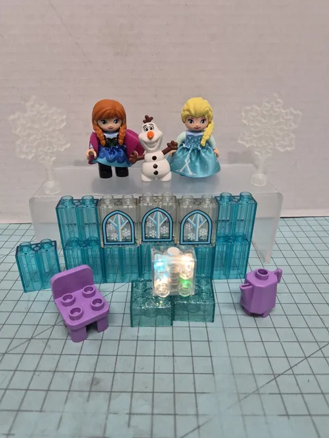 LEGO DUPLO 10899 Anna,Elas,Olaf Figures-Light Block-Snowflakes-Ice Blocks+More